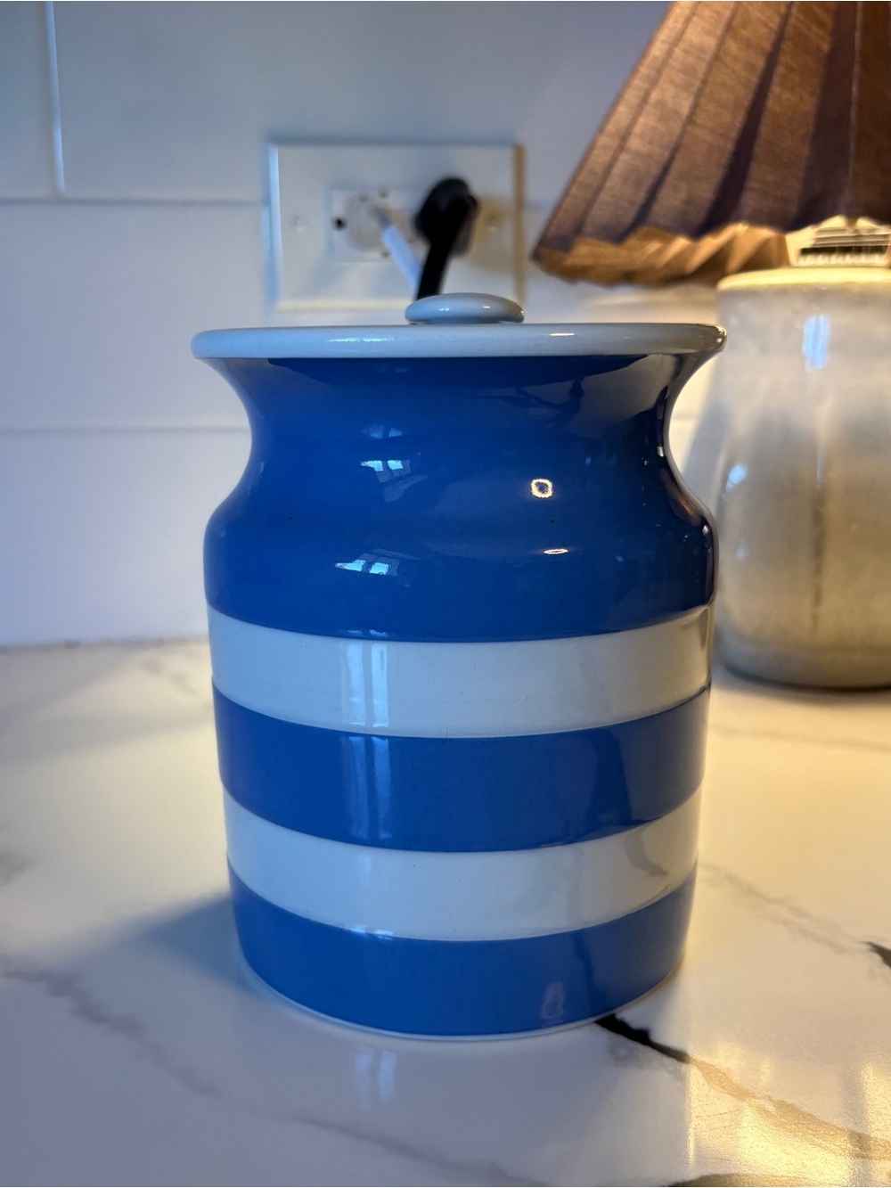Cornishware Pottery TG Green Co Kitchen Crock Lid Blue White 5.5" Tall England